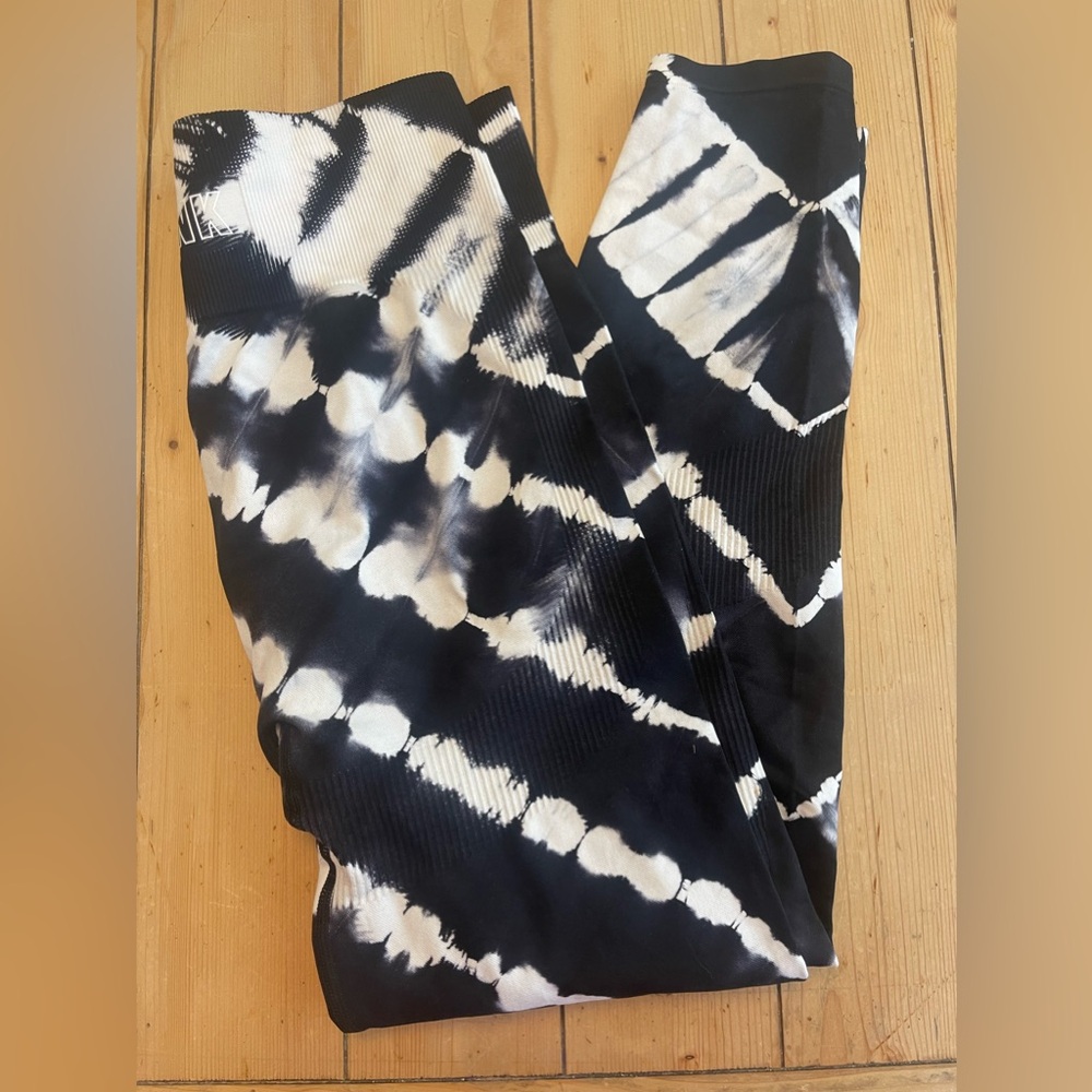 PINK Ti-Dye Black & White Leggings